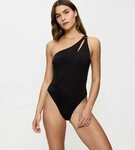Triumph Badeanzug Midnight Swim schimmernder Stoff, Zierring, doppelte Tr&auml;ger