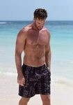 Bench. Badeshorts kurze oder lange Form