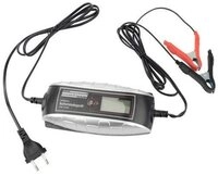 Br&uuml;der Mannesmann Werkzeuge Batterie-Ladeger&auml;t, 6 und 12 Volt M12715