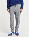 Gant Sweathose REG SHIELD SWEATPANTS mit Logostickerei unterhalb des Bunds