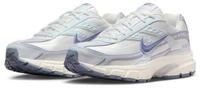 Nike Sportswear Initiator Sneaker inspiriert vom Design des Nike P-6000