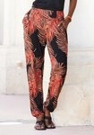 LASCANA Strandhose aus leichter, flie&szlig;ender Viskose und Palmenprint mit