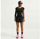 Nike Laufshorts W NK TEMPO FLW SWSH MR DF SHRT ultraleichtes, flie&szlig;endes...