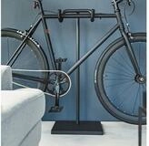 Yamazaki Fahrradhalter YAMAZAKI Fahrrad-St&auml;nder TOWER black, modernes...