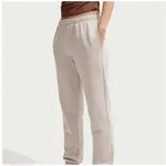 Nike Sportswear Jogginghose W NK STDO FLC MW MR STD CF PNT mit sportlichem...