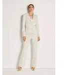 MADELEINE Kurzblazer Jersey-Blazer in modischer Kurzform Taillierter Blazer mit