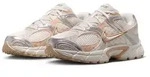 Nike Sportswear V5 RNR Sneaker inspiriert vom Design des Y2K Nike Vomero 5...