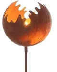 Spetebo Gartenstecker Metall Gartenstecker Naturrost Feuerball gro&szlig; (St&uuml;ck,...
