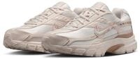 Nike Sportswear Initiator Sneaker inspiriert vom Design des Nike P-6000