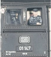 Roco Modelleisenbahn-Figur H0 Lokf&uuml;hrer und Heizer 40001