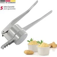 WESTMARK Kartoffelpresse Sp&auml;tzlepresse, Aluminium, Rundloch, auch ideal f&uuml;r...