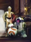 Komar Fototapete STAR WARS Three Droids - Gr&ouml;&szlig;e 184 x 254 cm, glatt, bedruckt,