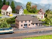 NOCH Modelleisenbahn-Geb&auml;ude Bahnhof &bdquo;Zeil&ldquo;, realistisches Modellgeb&auml;ude,...