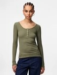 pieces Langarmshirt PCKITTE LS TOP NOOS BC Baumwollmischung, slim fit