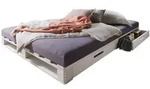 Wohngl&uuml;cklich Palettenbett Mia (Massivholzbett, schlicht, platzsparend, robust)