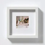 Walther Design Bilderrahmen 3D Holzrahmen Stockholm wei&szlig; 20x20 cm