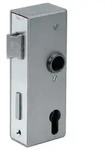 AMF Schlosskasten 141U,blk DIN L/R Ma&szlig; A30xB60xC172mm Dornm.40mm - 14464