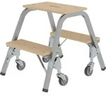 G&uuml;nzburger Steigtechnik Stahl-Holz-Tritt mit Lenkrollen 2 x 2 Stufen - 039022