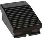 Schneider Electric XPEA110 Fu&szlig;schalter 1 Schlie&szlig;er, 1 &Ouml;ffner IP66 1St.