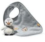 Steiff 242977 - Geschenkset Lio Pinguin mit Rassel und Latz
