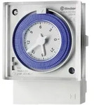 Finder 12.31.8.230.0000 Zeitschaltuhr f&uuml;r Frontaufbau 230 V/AC Tagesprogramm