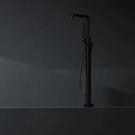 Steinberg Serie 315 freistehende Wannenarmatur, Badarmaturen, schwarz matt
