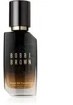 Bobbi Brown Serum Silk Foundation Leichtes Make-up mit aufhellender Wirkung...
