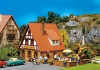 Faller H0 (1:87) 130314 - Gasthaus Zur Krone Modellbahn