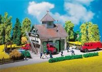 Faller H0 (1:87) 130268 - L&auml;ndliches Feuerwehrhaus Modellbahn