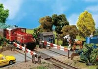 Faller H0 (1:87) 120173 - Beschrankter Bahn&uuml;bergang Modellbahn