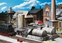 Faller H0 (1:87) 120157 - &Ouml;llager mit Dieseltankstelle und &Ouml;lkran Modellbahn