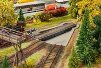 Faller H0 (1:87) 120275 - Segment-Drehscheibe mit Servo Modellbahn