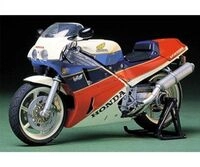 Tamiya 300014057 - 1:12 Honda VFR 750R 1987 Modellbau