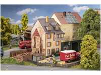 Faller H0 (1:87) 130692 - Altstadthaus mit Bretterzaun Modellbahn