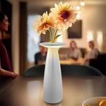 LED-Akku-Tischlampe Nuflair, wei&szlig;, IP54, dimmbar, 24 cm