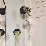 AYTM Blumentopf Globe, h&auml;ngend, &Oslash; 21 cm, schwarz, Aluminium