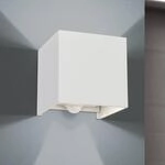 LED-Au&szlig;enwandleuchte Cube-S, wei&szlig;, Metall, Bewegungsmelder