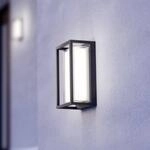 EGLO LED-Sensorau&szlig;enwandlampe GENOVESE schwarz 24cm IP65 CCT