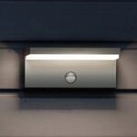 Philips LED-Au&szlig;enwandlampe Bustan Sensor 2.700 K