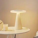 Helestra Bax Tischleuchte mit Touchdimmer, wei&szlig;