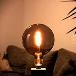 M&uuml;ller Licht tint white LED-Globe E27 4,9 W gold