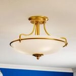 Deckenlampe Griffin mit Abstand, messing, &Oslash; 42 cm