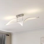 Lucande LED-Deckenlampe Edano, 122 cm, wei&szlig;, Textil, dimmbar