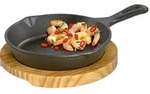K&uuml;chenprofi Servierpfanne rund mit Holzbrett BBQ