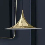 Pendelleuchte GUBI, Semi, dimmbar, Gold / Messing, f&uuml;r Wohnzimmer, Metall, Design -