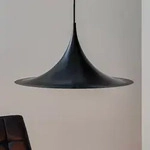 Pendelleuchte GUBI, Semi, dimmbar, Schwarz, f&uuml;r Wohnzimmer, Metall, Design - 23.5