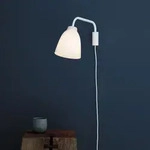 Wandleuchte FRITZ HANSEN, Caravaggio, dimmbar, Wei&szlig;, f&uuml;r Wohnzimmer, Metall, Design