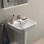 Ideal Standard i.life B Handwaschbecken T461001 mit Hahnloch und &Uuml;berlauf, 45 x 38 x