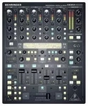 Behringer DDM4000 DJ Mixer Schwarz