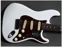 Fender 0118010781, Fender American Ultra Stratocaster RW Arctic Pearl - E-Gitarre